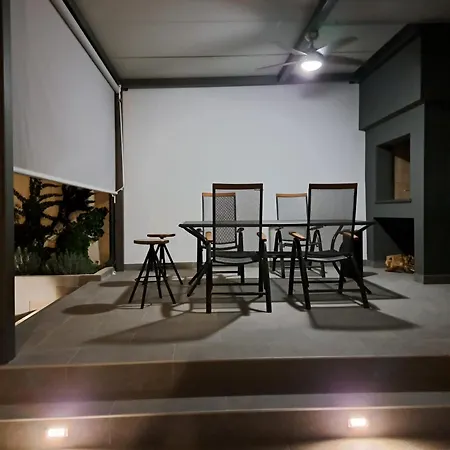 76 - Modern With On-site Private Parking Apartamento *